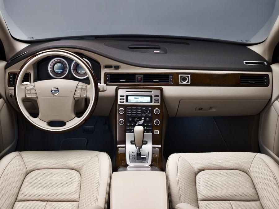  Volvo S80 2006 года  (фото 68 из 160)